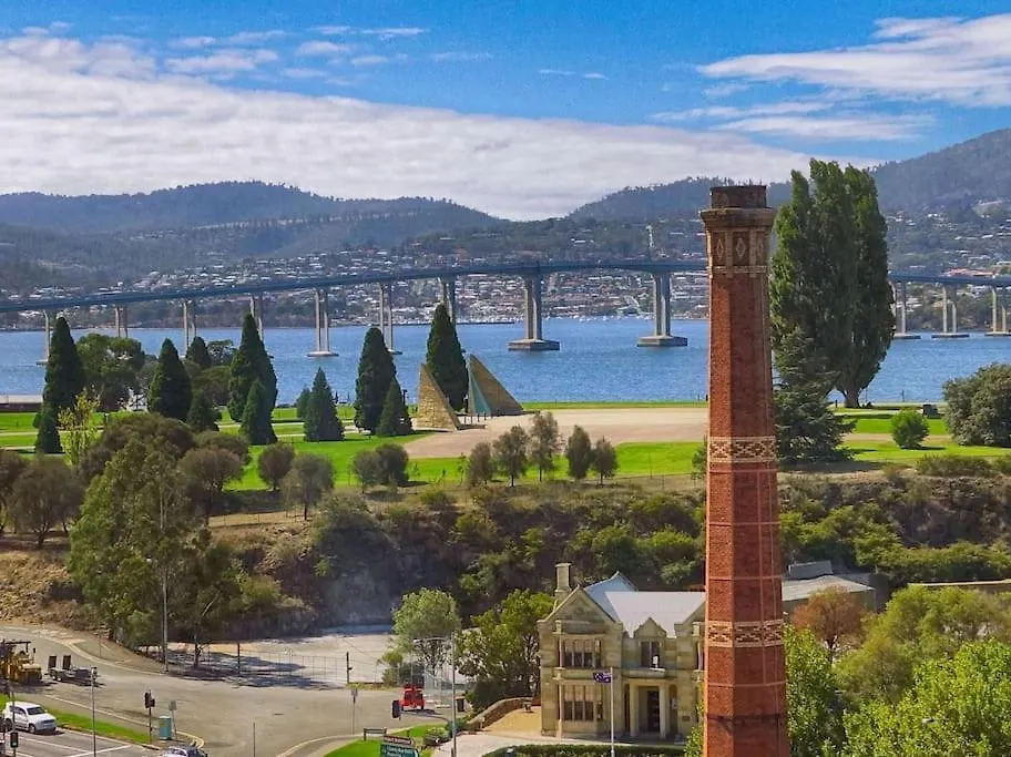 Hobart Cbd Premium Apartment, 3 Mins To Waterfront Australia