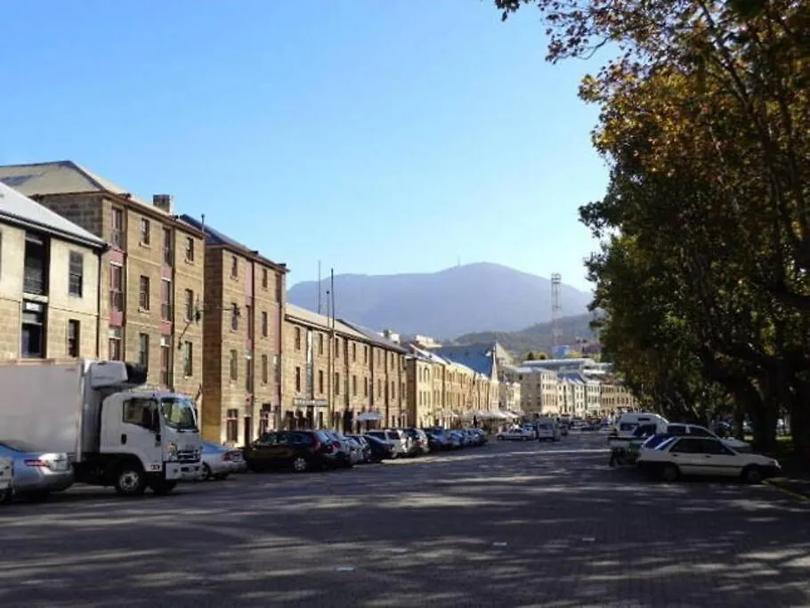 Hobart Cbd Premium Apartment, 3 Mins To Waterfront 0*,  Australia