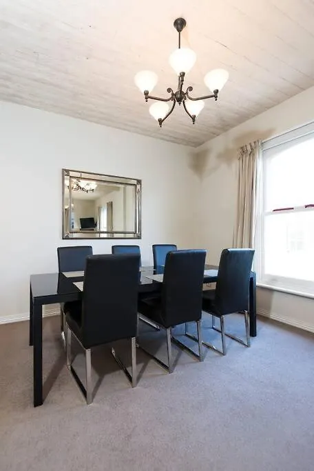 Hobart Cbd Premium Apartment, 3 Mins To Waterfront 0*,